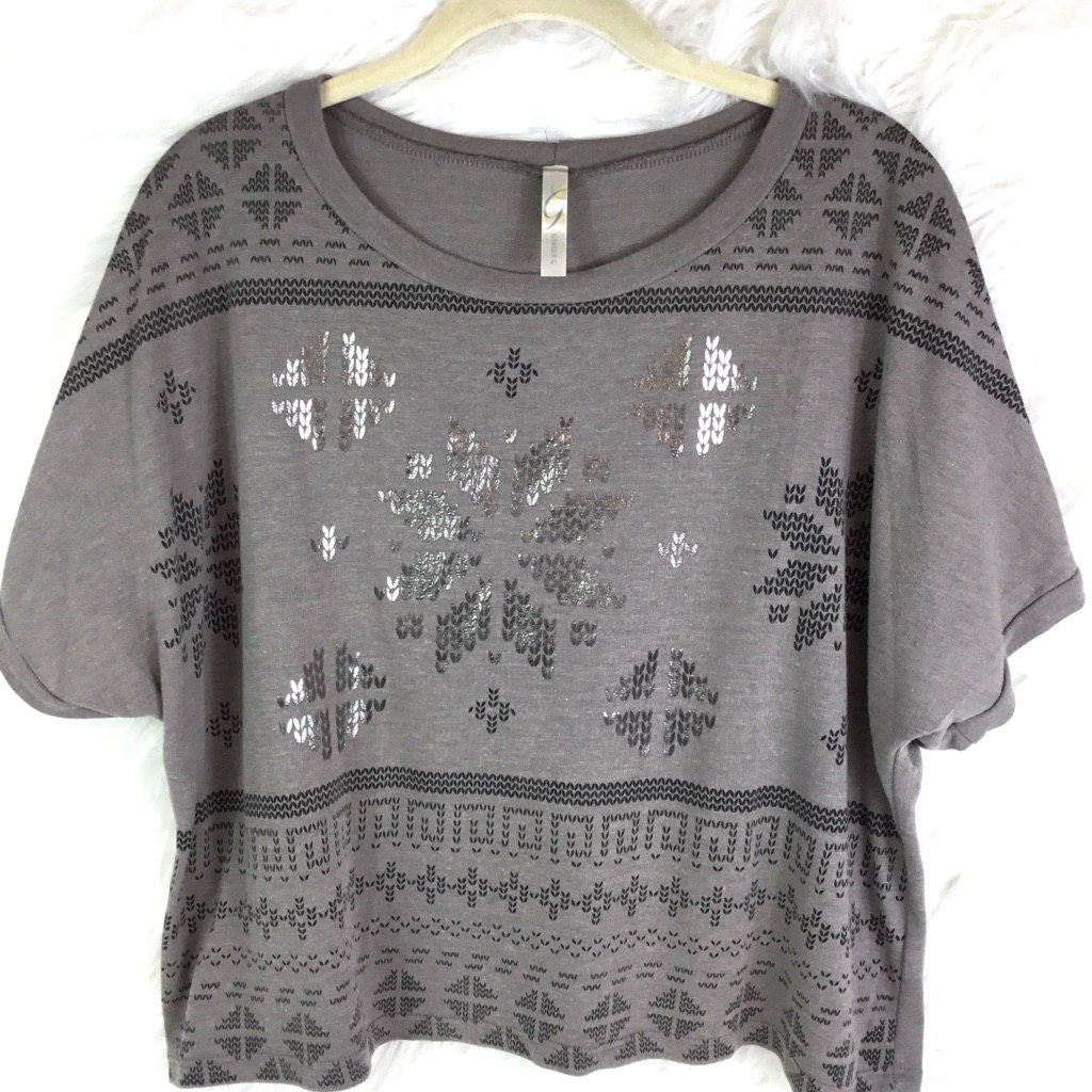 Snowflake Crop Tee